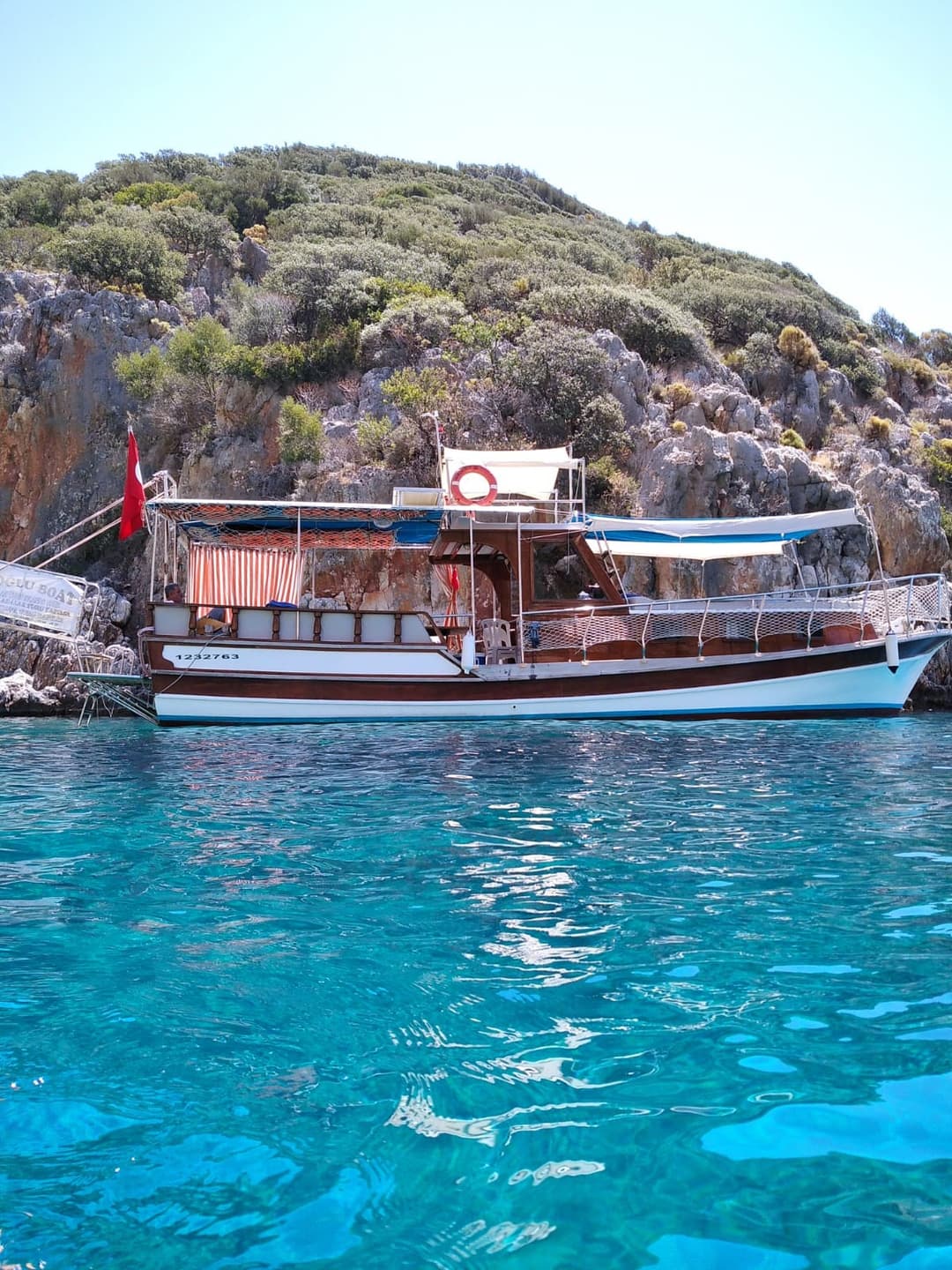 Kaş'ta Lüks 12 Metrelik Gulet ile 8 Kişilik Unutulmaz Deniz Tatili