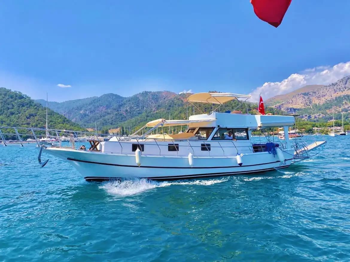 Günübirlik veya Konaklamalı Gulet Turu – Göcek’te Unutulmaz Anlar! - Yatta Evlilik Yıldönümü